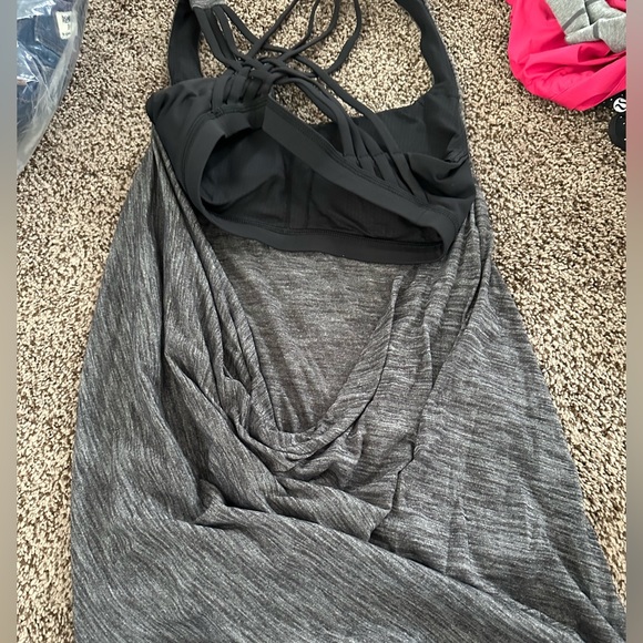 Lululemon Size 6 Tank - Picture 2 of 2